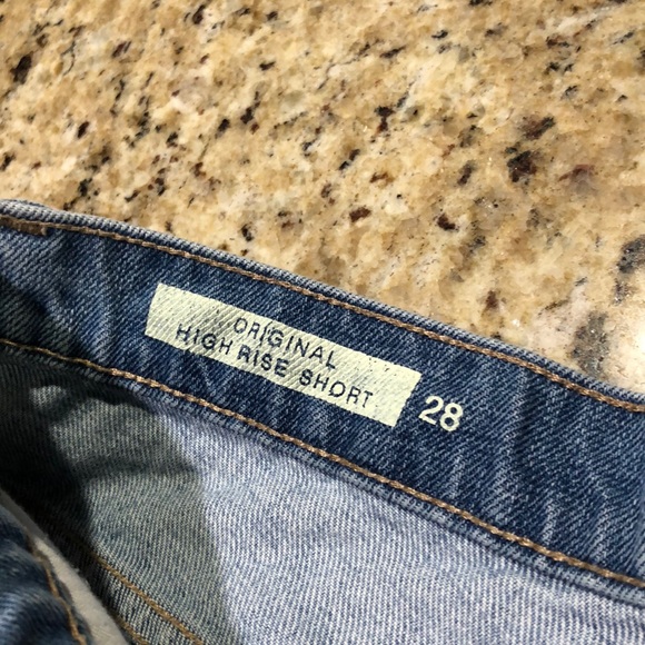 GAP High Rise Short - Picture 6 of 10